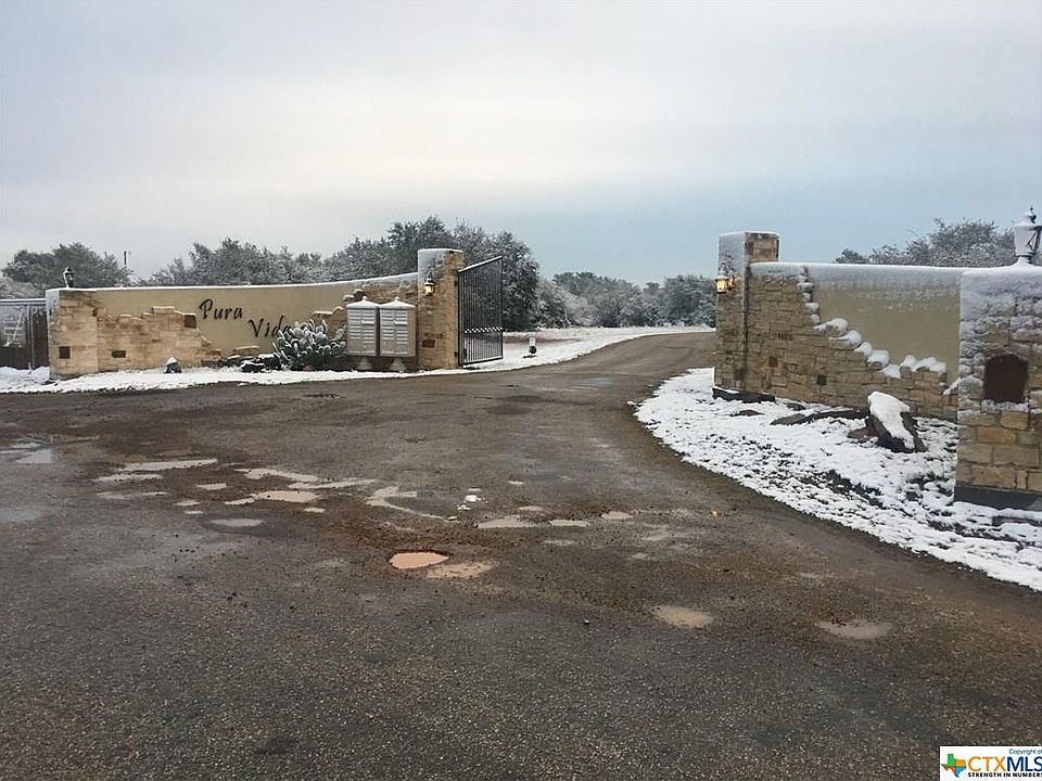 2nd image of 23 Pura Vida