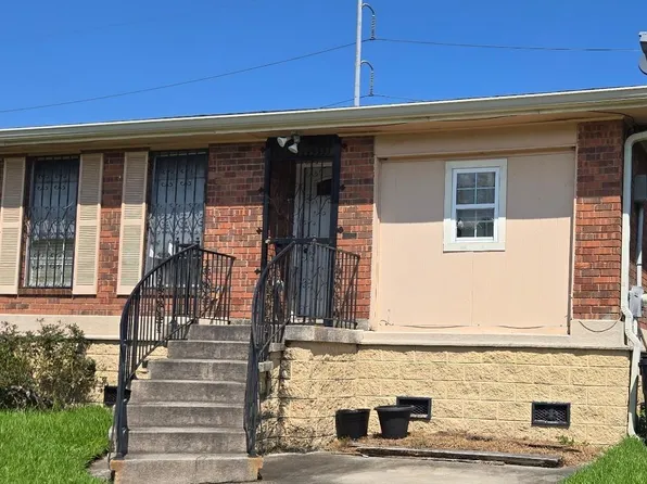14813 Emory Rd, New Orleans, LA 70128