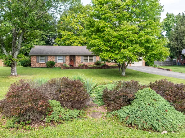 113 Cherrywood Dr, Nicholasville, KY 40356