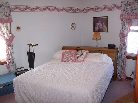 5th image of 501 9th St