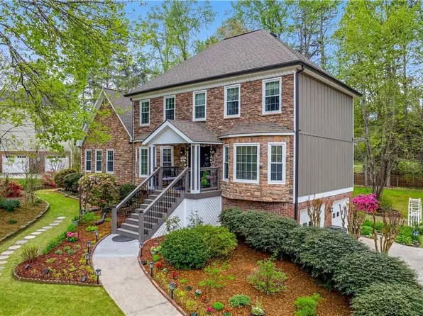 4970 Puritan Dr, Sugar Hill, GA 30518