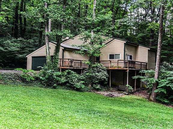 2nd image of 106 Tamassee Dr