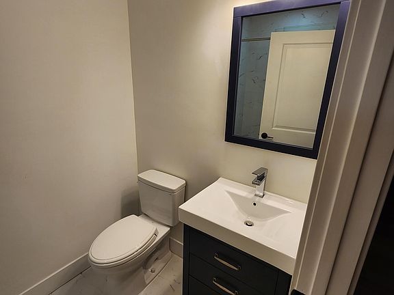 5th image of 4537 Bougainvilla Dr Unit 1