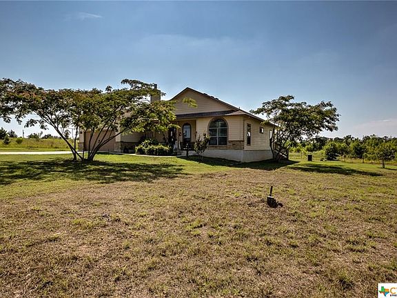 3rd image of 104 Tonkawa Cv