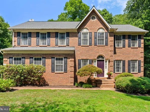 6140 Mint Springs Dr, Warrenton, VA 20187