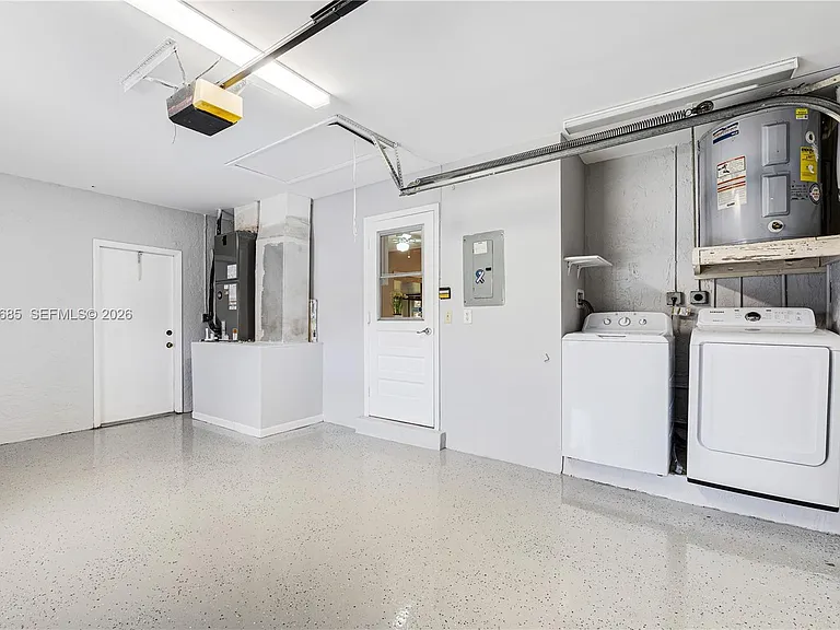 11301 SW 4th St — Photo 24
