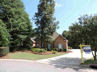 215 Brentwood Dr, Warner Robins, GA 31088