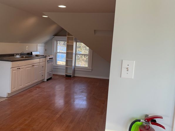 144 S Franklin St #3A