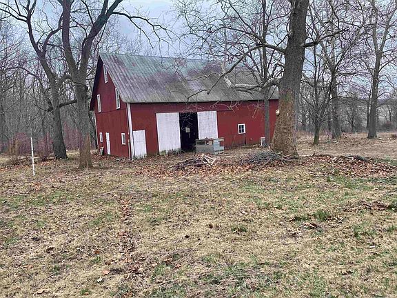 4th image of 1243 E State Road 26