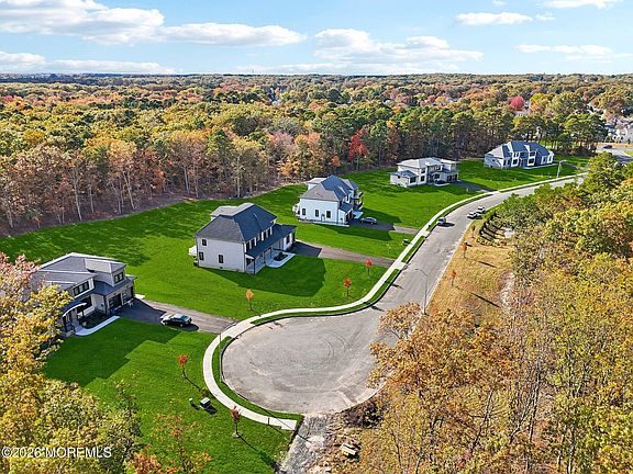 3rd image of 8 Haystack Court