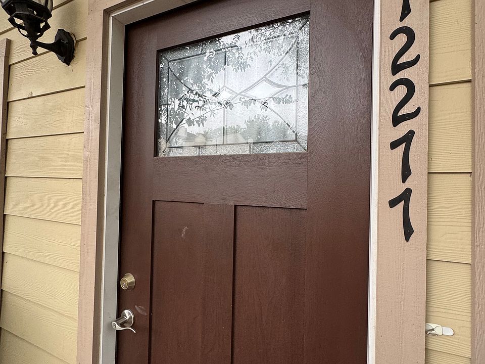 1st image of 12277 Apricot Dr