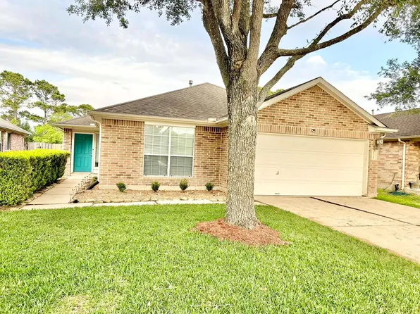 4039 Bentwood Dr, Dickinson, TX 77539