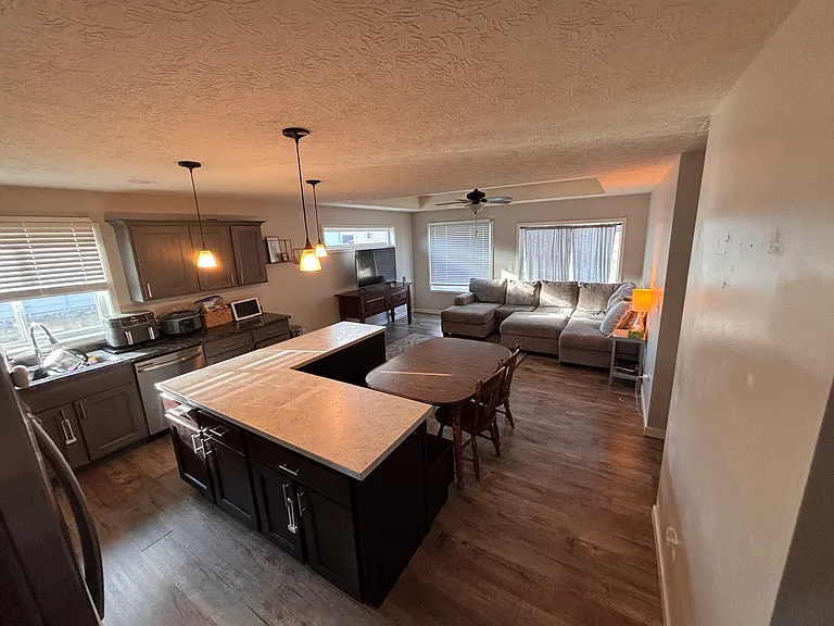 Kitchen/living room