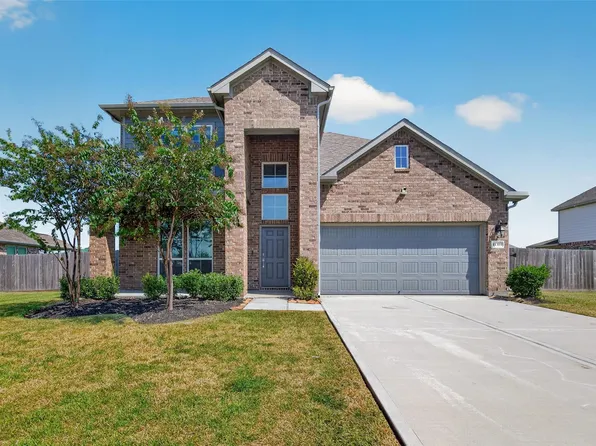 11319 Youngquist Dr, Baytown, TX 77522