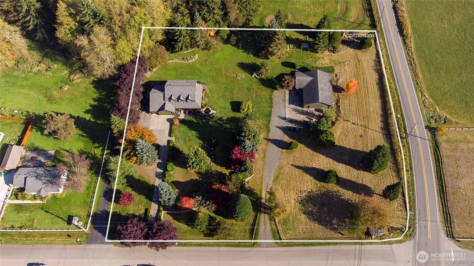 22833 107th Avenue NE photo 1