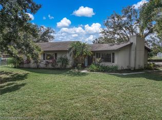 835 Shamrock Dr, Sebring, FL 33875