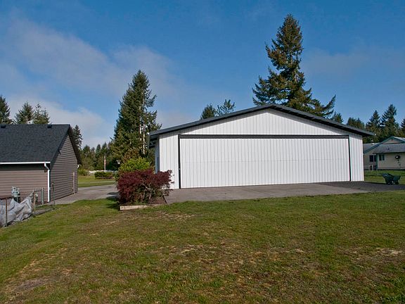 3rd image of 2615 174th Ave SE