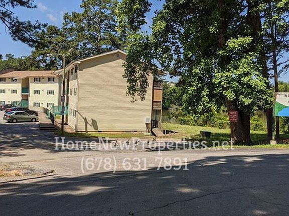 5th image of 417 Barton Dr APT B3
