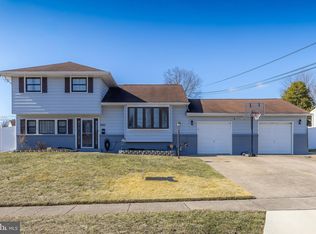 2303 Fernwood Dr, Glendora, NJ 08029