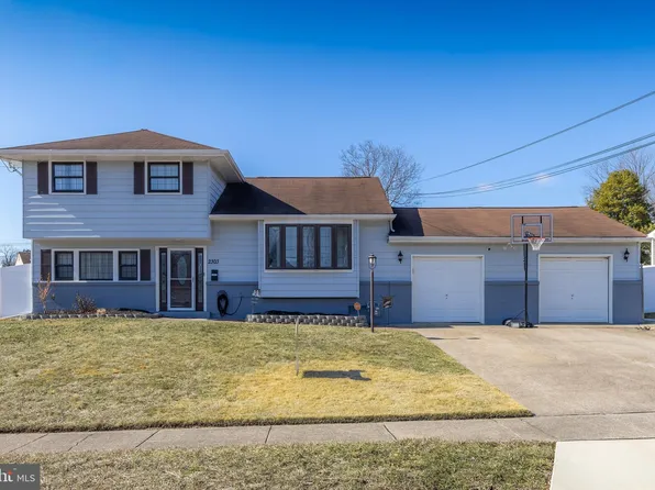 2303 Fernwood Dr, Glendora, NJ 08029