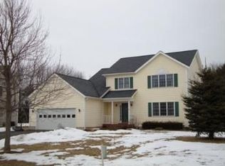 36 Field Ridge Dr, Milton, VT 05468