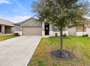 204 Rochester Ln, Hutto, TX 78634