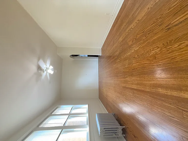2141 N Spaulding Ave #2E — Photo 5