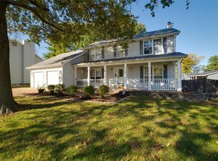 2473 Indiancup Dr, Florissant, MO 63033