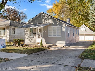 3936 Weddell St, Dearborn Heights, MI, 48125