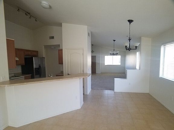 4th image of 4120 E Lushfield Dr