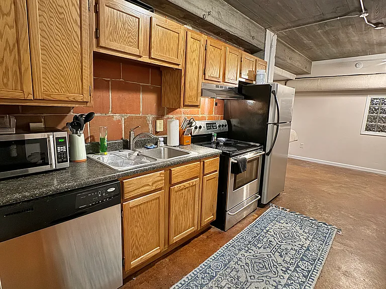 2855 Thornhill Rd #91B — Photo 48