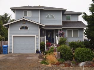860 N Bay St, Waldport, OR