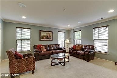 5th image of 7801 Crescent Park Dr