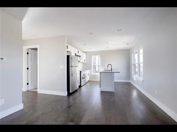 2124 Carrollton Ave, Indianapolis, IN 46202