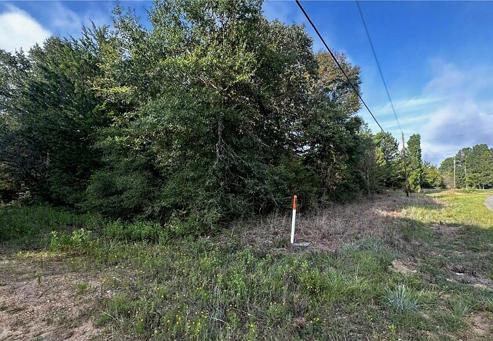 1st image of Overhill Cir