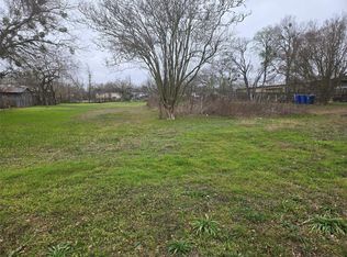 139 Jackson St, Elgin, TX 78621