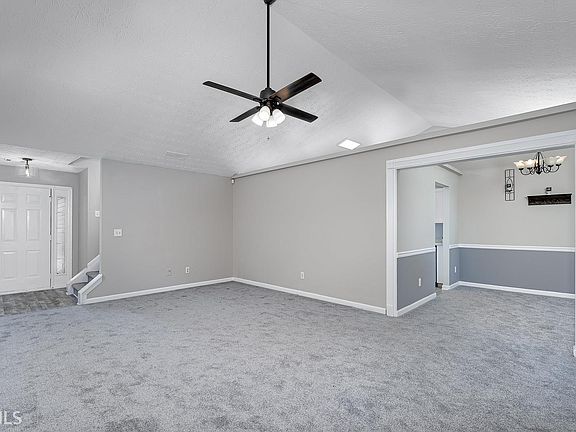 4th image of 210 Long Creek Dr