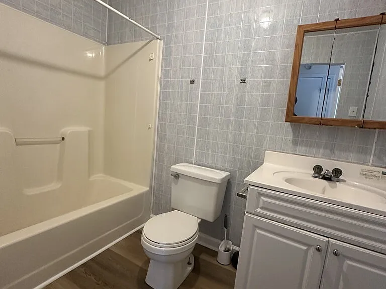 21 Crown Point Rd — Photo 8