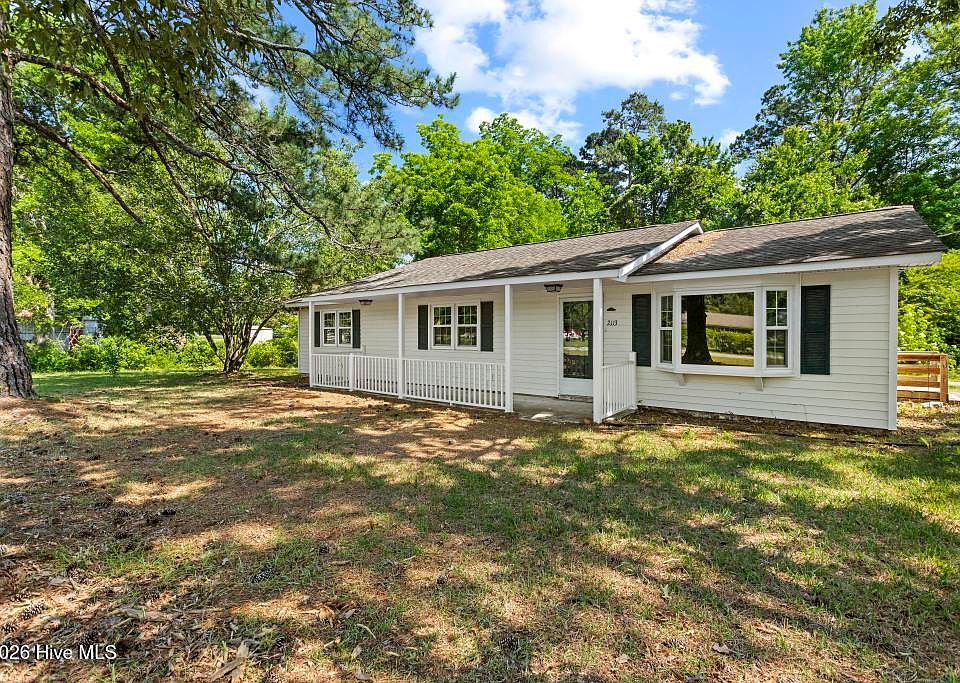 1st image of 2113 N Parker Road