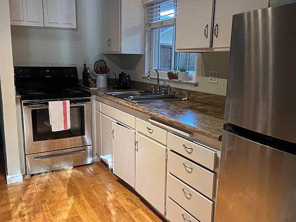 5th image of 1780 San Miguel Dr