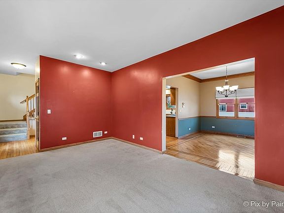 3rd image of 514 Doral Ln