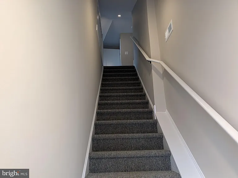 25 Jones Ave #2 — Photo 13