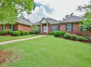 9920 Lake Side Dr, Tuscaloosa, AL 35406