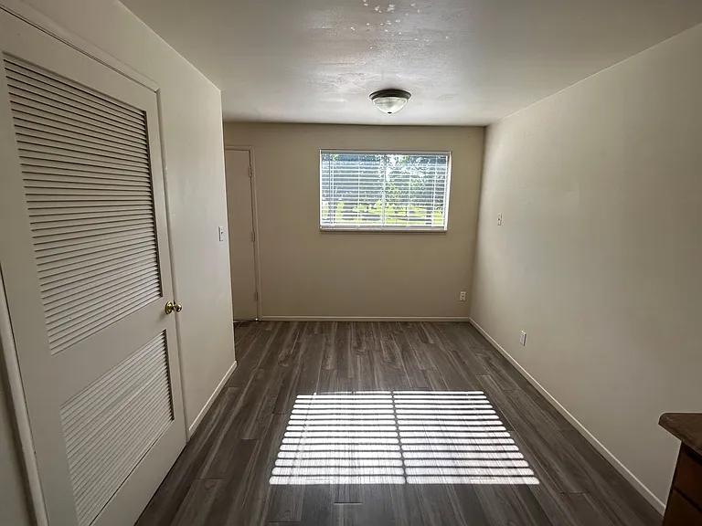 Monument Park SG Apartments — Photo 8