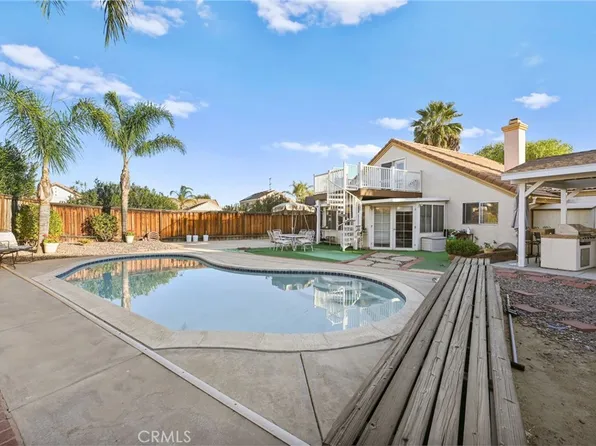 736 Fuchsia Ln, Perris, CA 92571