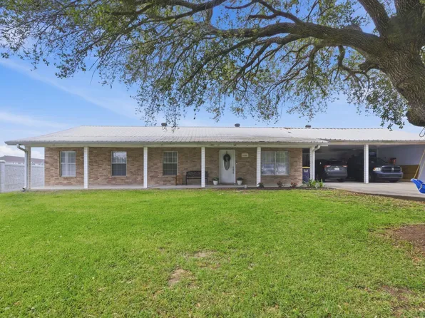 1202 W Highway 90, Iowa, LA 70647