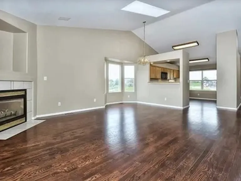 4940 Balsam St — Photo 26