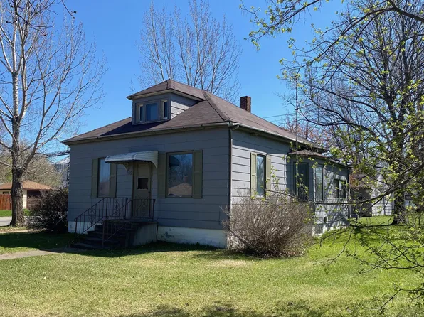 402 S Main St, Mahnomen, MN 56557