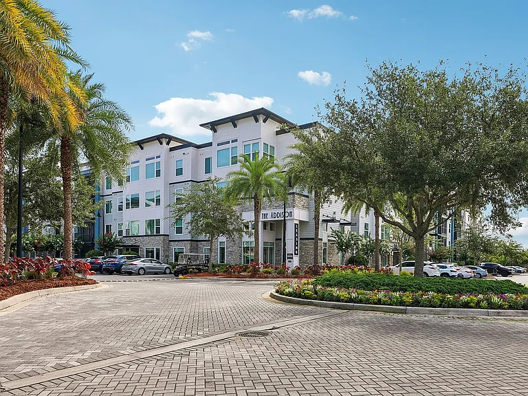 The Addison Universal Boulevard Leasing Office