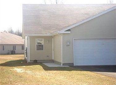 2nd image of 3224 Starwick Ct #3224